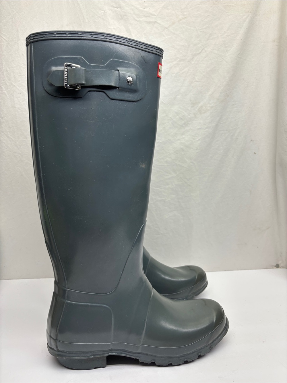 Hunter Tall Gray Waterproof Rain Boots with Buckle, SZ 9 women, box 3 BA - Picture 3 of 9
